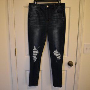 American Eagle Distressed Hi-Rise Jegging